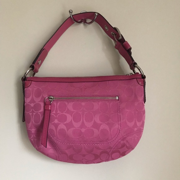 Coach Handbags - 🔥COACH JAQUARD SHOULDER BAG(F13114)